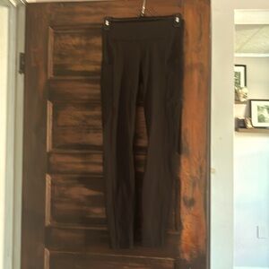 Lululemon Speed Tight IV
Black